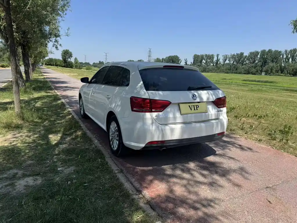 Volkswagen Gran Lavida 2015