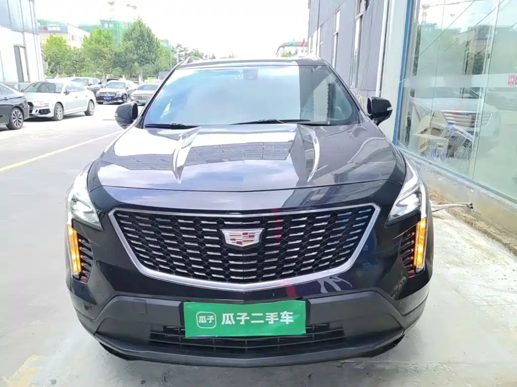 Cadillac XT4 2022 — фото 3
