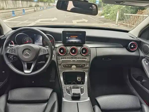 Mercedes-Benz C-Class 2017