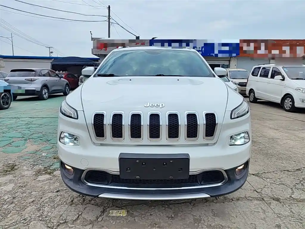 Jeep Cherokee 2018 — фото 3