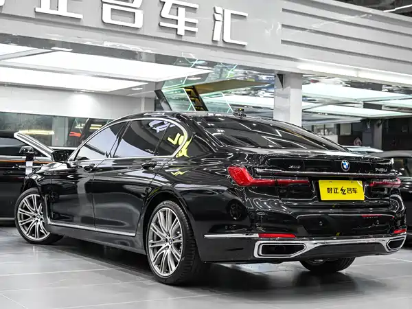 BMW 7 Series 2021
