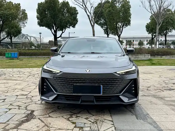Changan UNI-V 2022