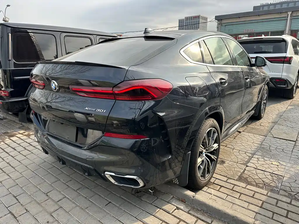 BMW X6 2021 — фото 3