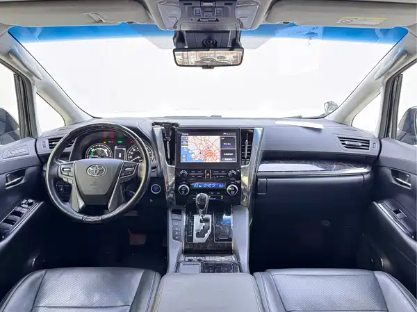 Toyota Vellfire 2022