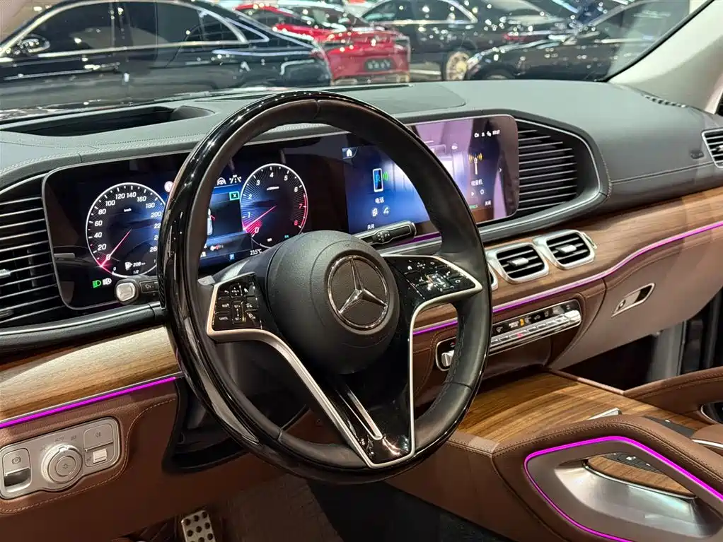 Mercedes-Benz GLS 2024 — фото 15