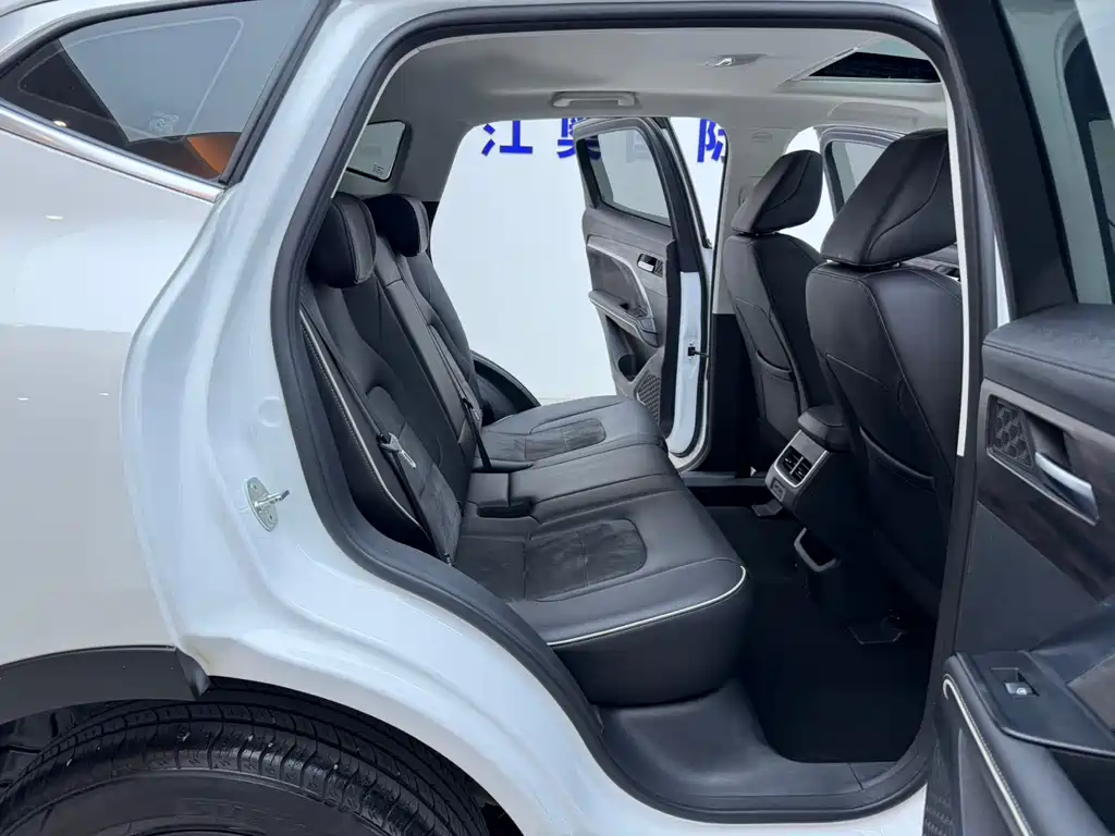 Haval H6 2023 — фото 17