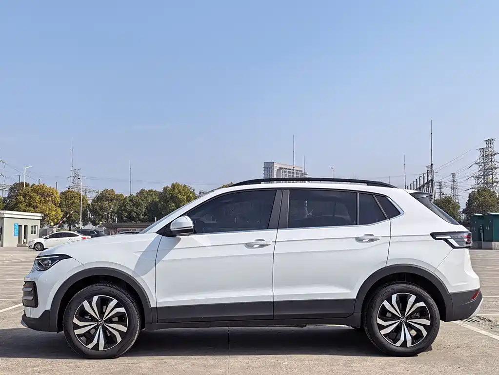 Volkswagen Tharu 2025