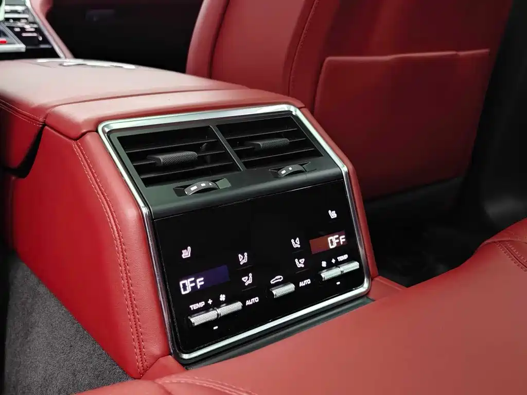 Porsche Panamera 2022 — фото 19