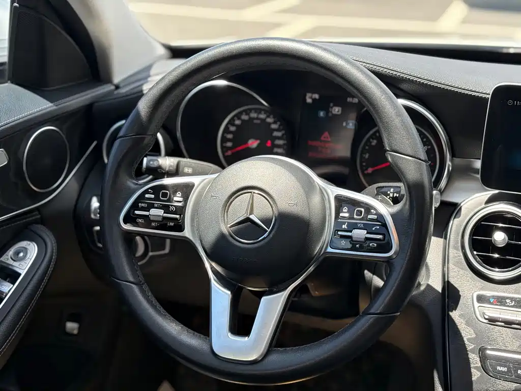 Mercedes-Benz C-Class 2018 — фото 10