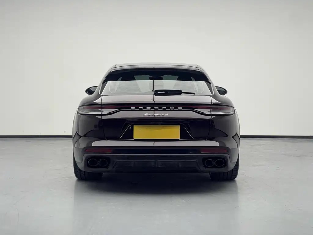 Porsche Panamera 2022 — фото 26