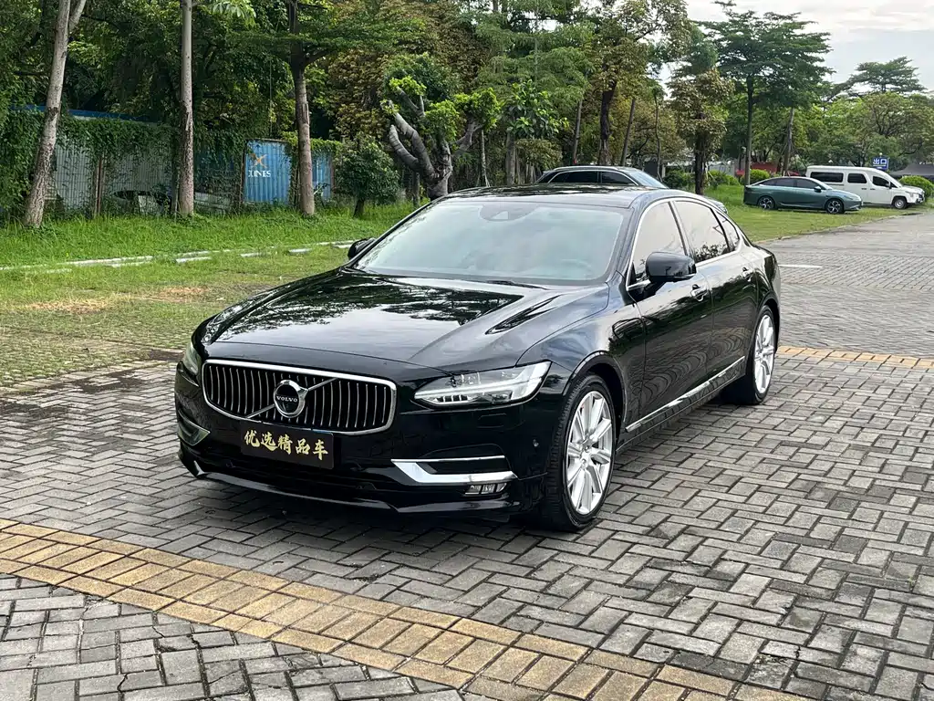 Volvo S90 2018 — фото 1