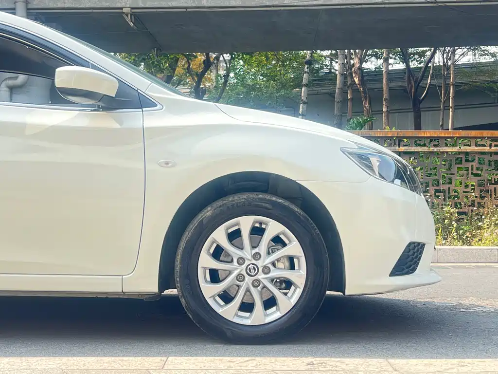 Nissan Sylphy 2023 — фото 11