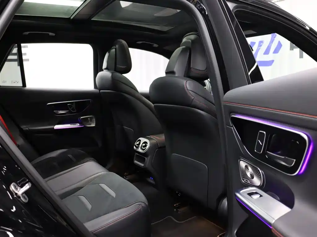 Mercedes-Benz GLC AMG 2024 — фото 24