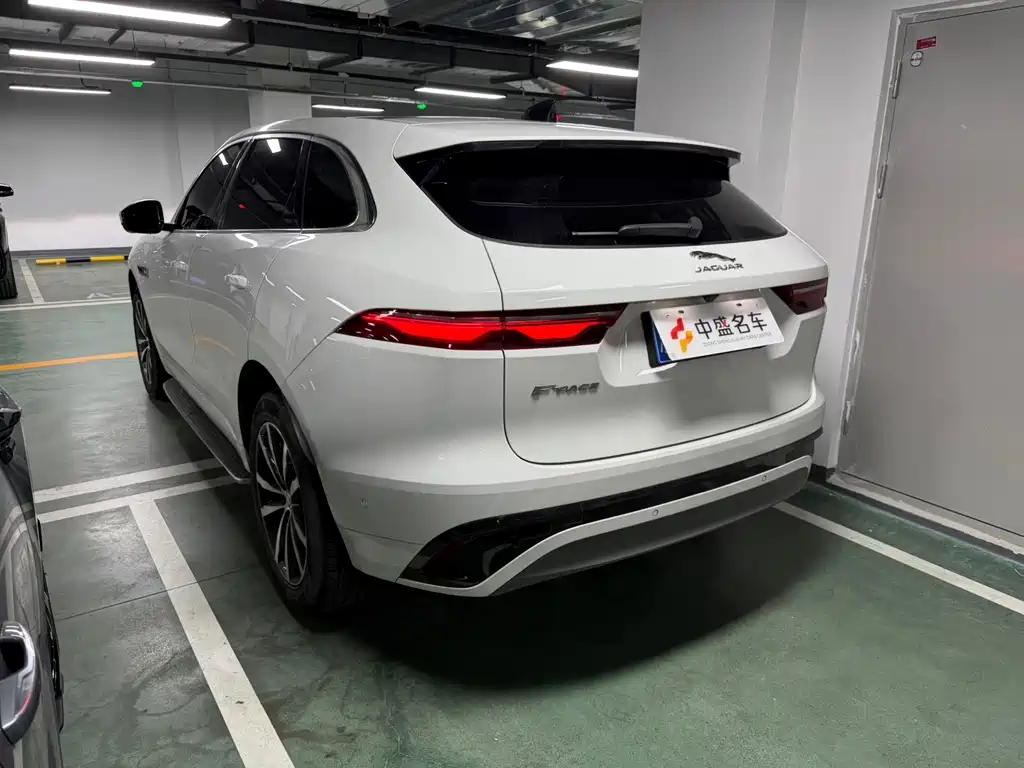 Jaguar F-PACE 2021 — фото 8