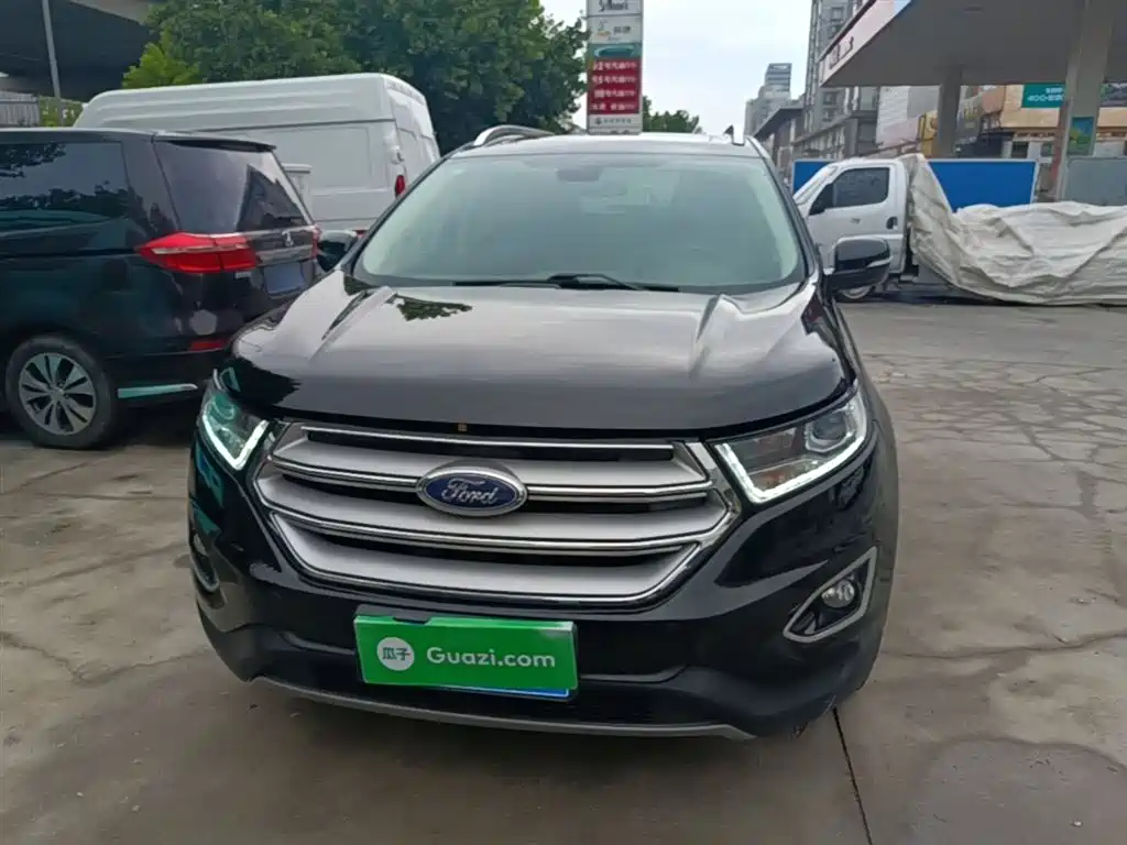 Ford Edge 2018 — фото 3
