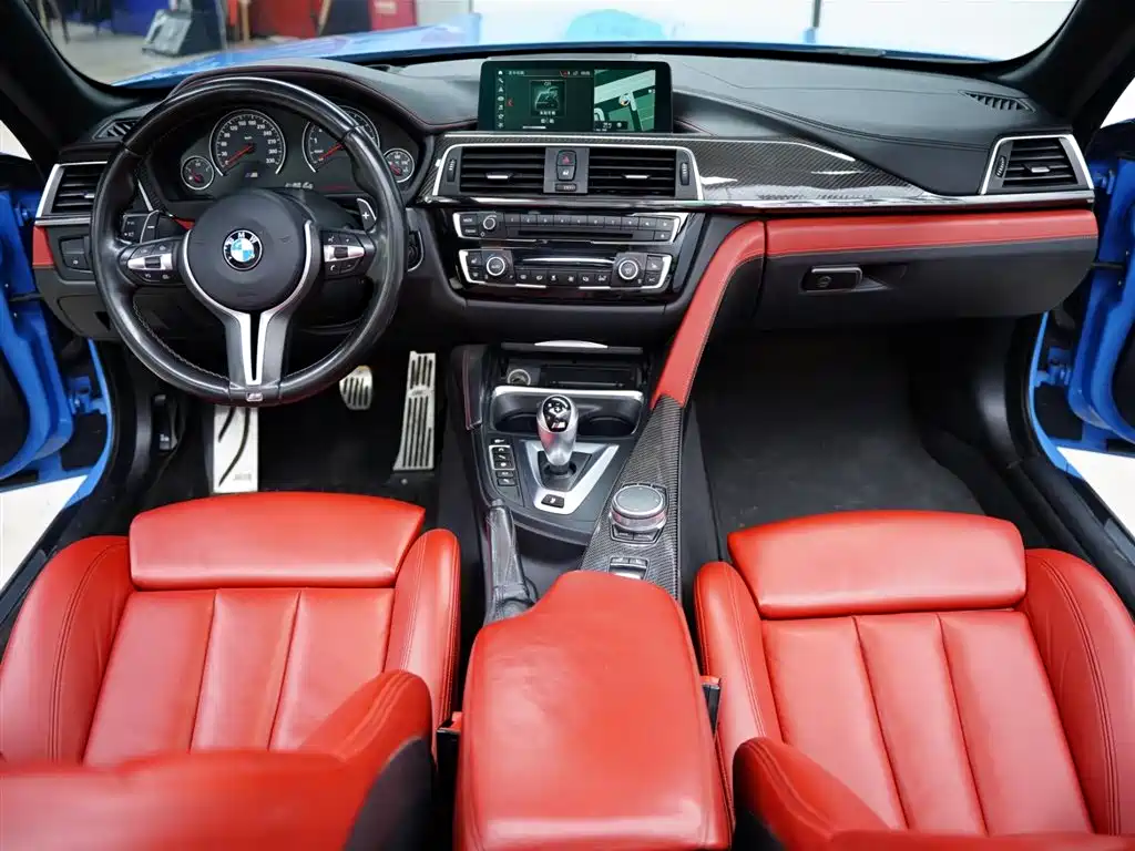 BMW M4 2018 — фото 44