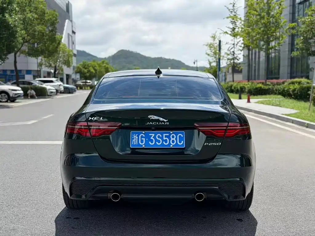 Jaguar XEL 2022 — фото 15