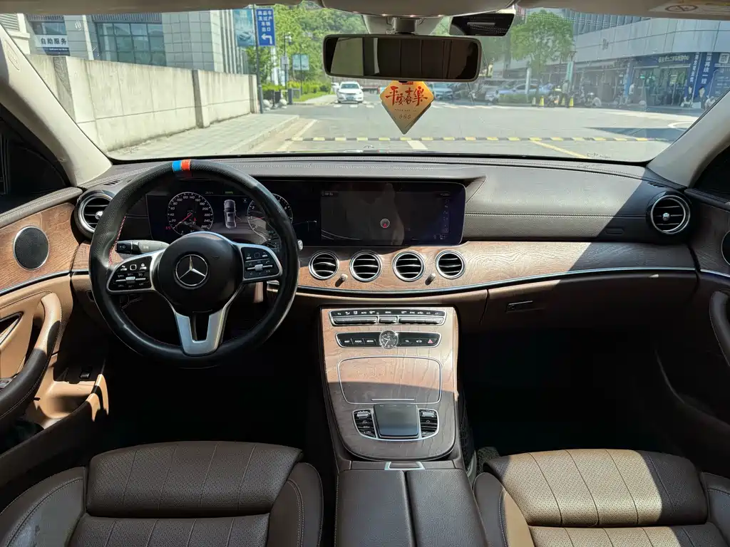 Mercedes-Benz E-Class 2020 — фото 7