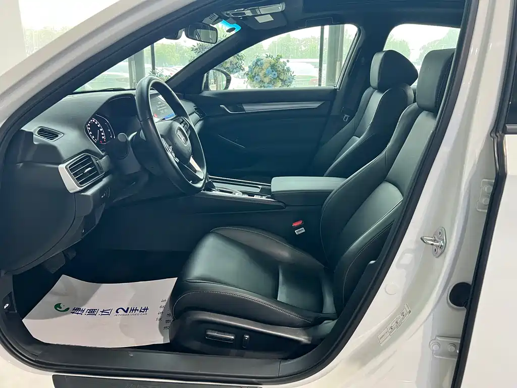 Honda Inspire 2022 — фото 18