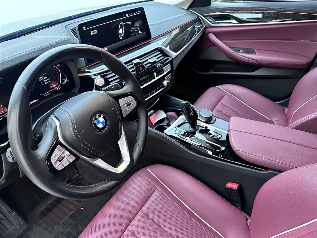 BMW 5 Series 2022 — фото 8
