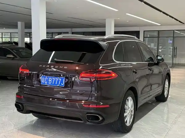 Porsche Cayenne 2015