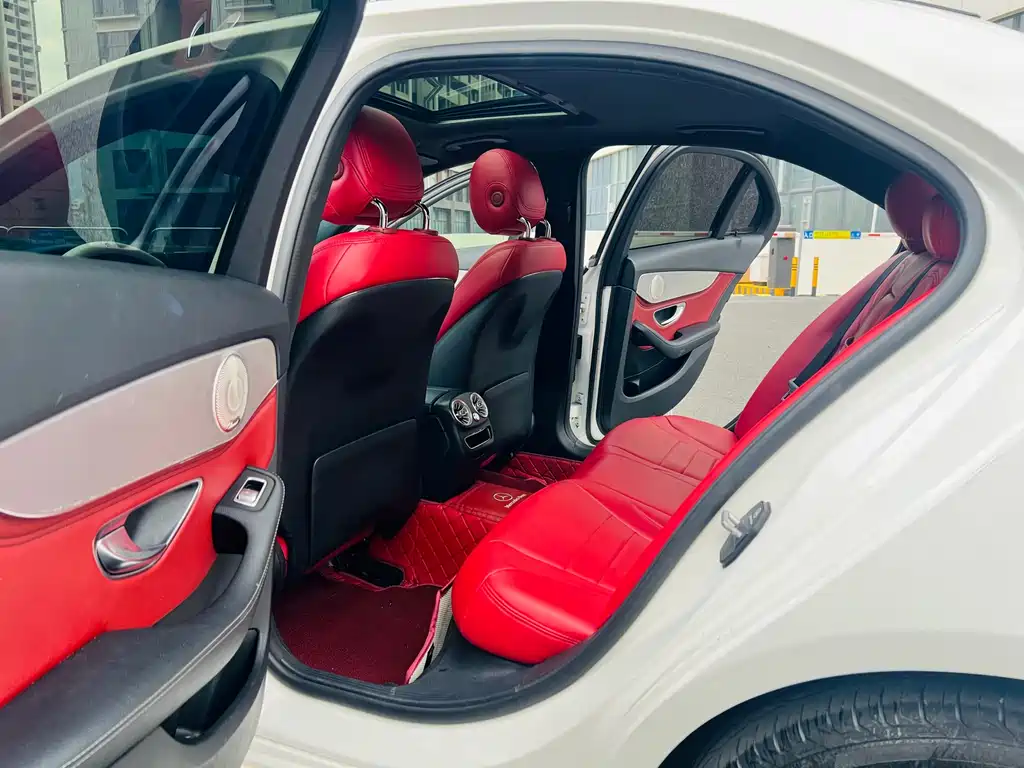 Mercedes-Benz C-Class 2019
