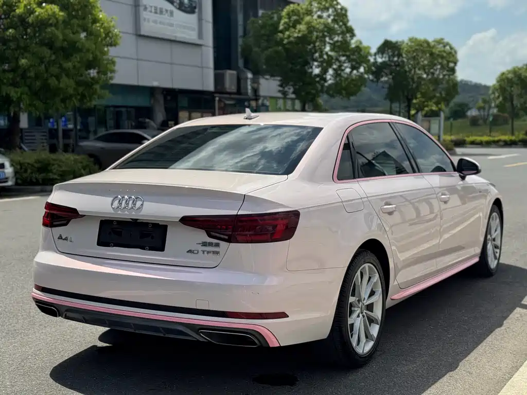 Audi A4L 2019 — фото 14