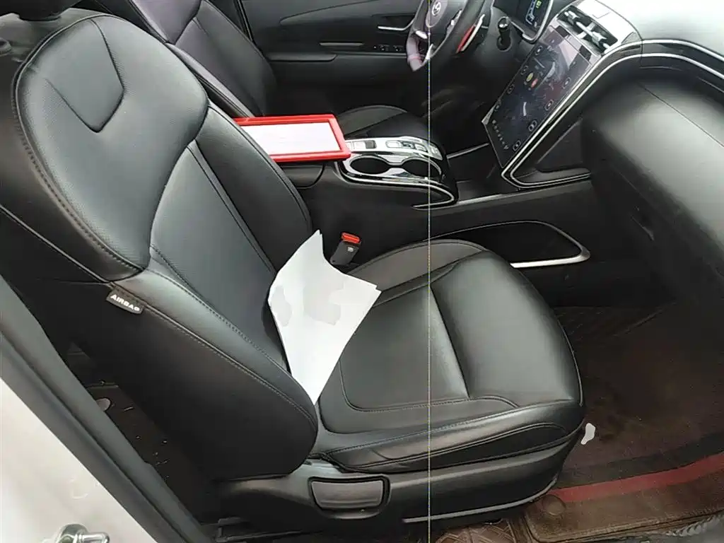 Hyundai Tucson 2023 — фото 25