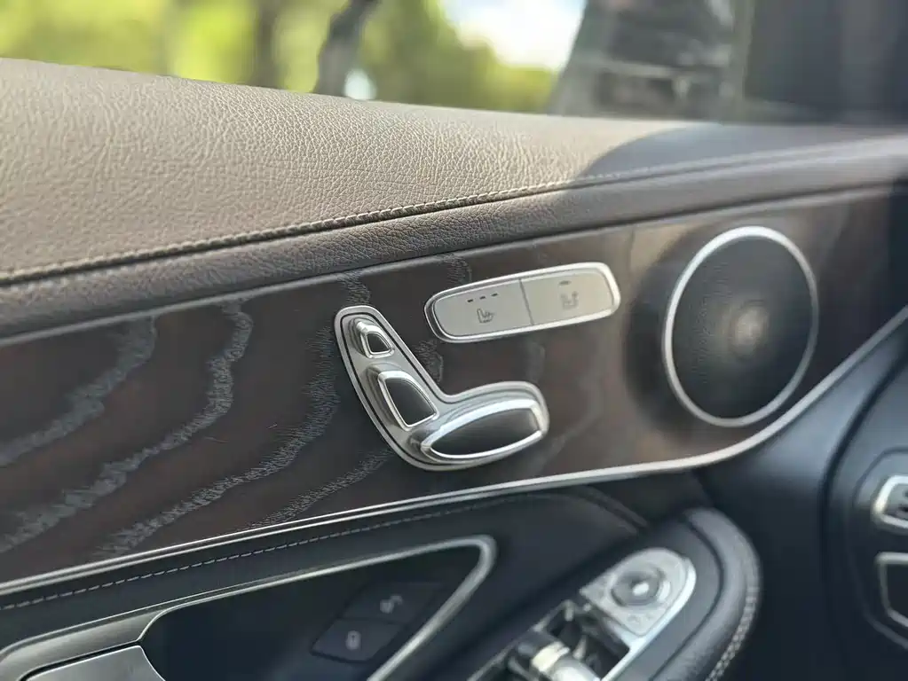 Mercedes-Benz GLC 2020 — фото 13