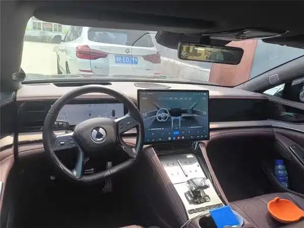 Denza Z9GT 2025