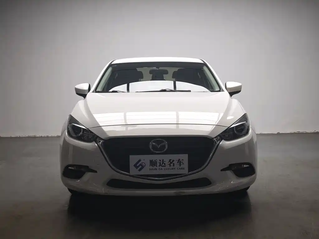 Mazda 3 Axela 2018
