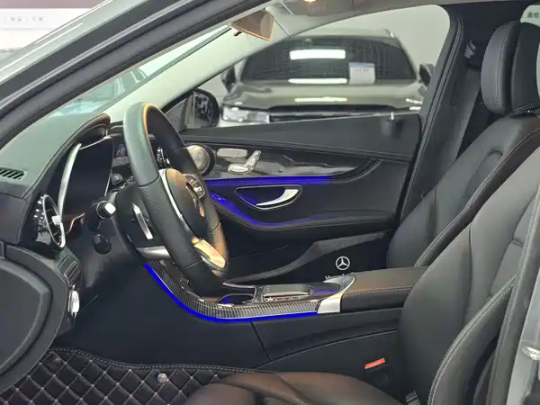 Mercedes-Benz C-Class 2020