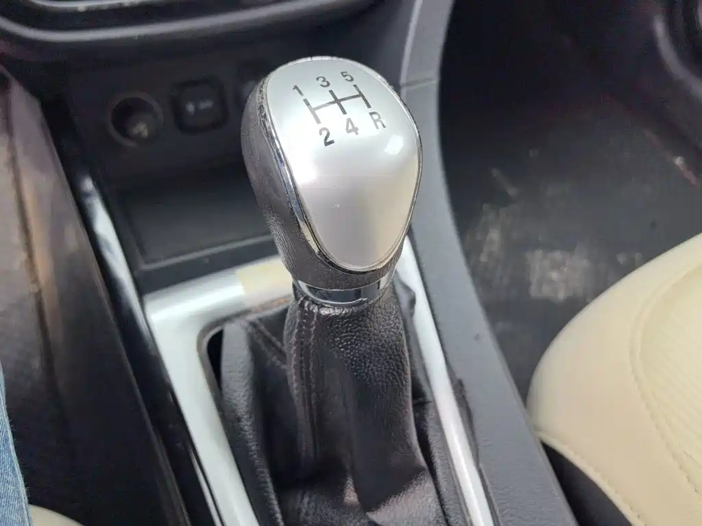 Changan V7 2015