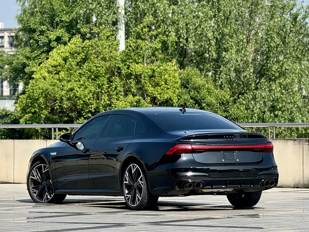 Audi A7L 2023 — фото 3