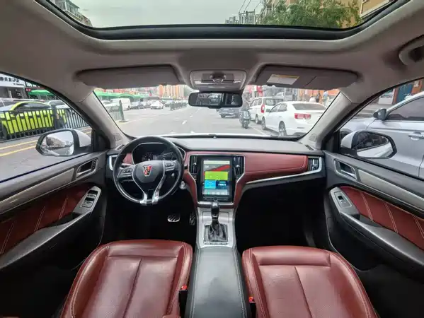 Roewe RX5 2016