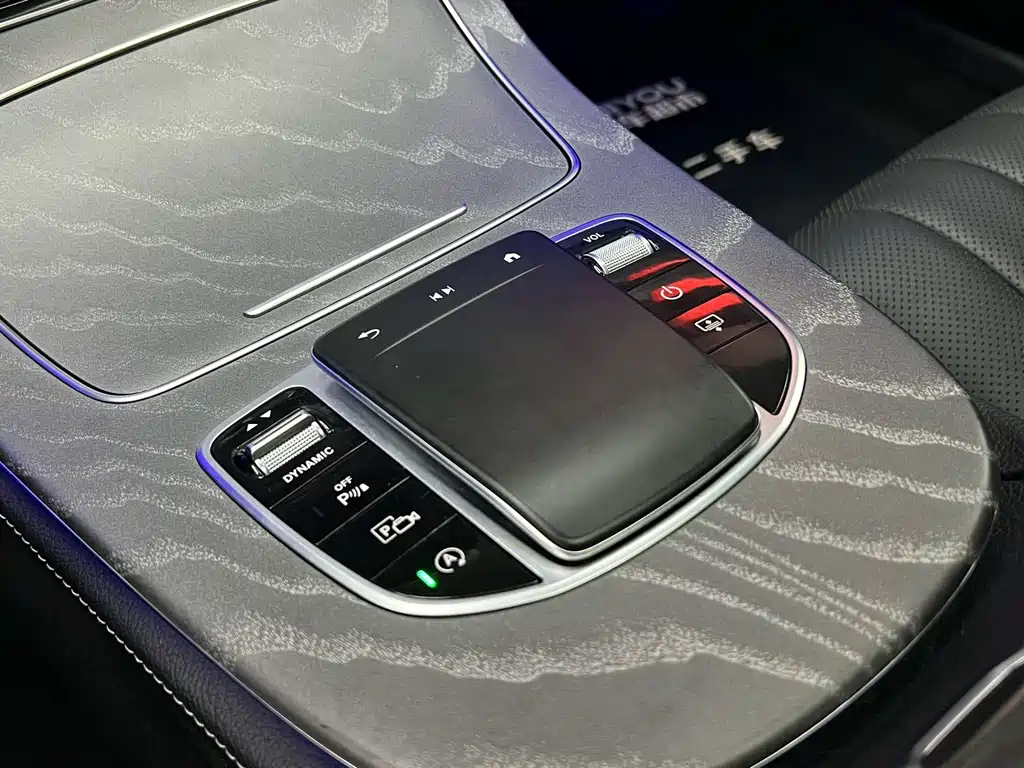 Mercedes-Benz E-Class 2021 — фото 15