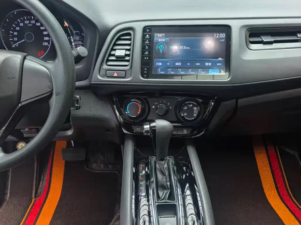 Honda Vezel 2021 — фото 10