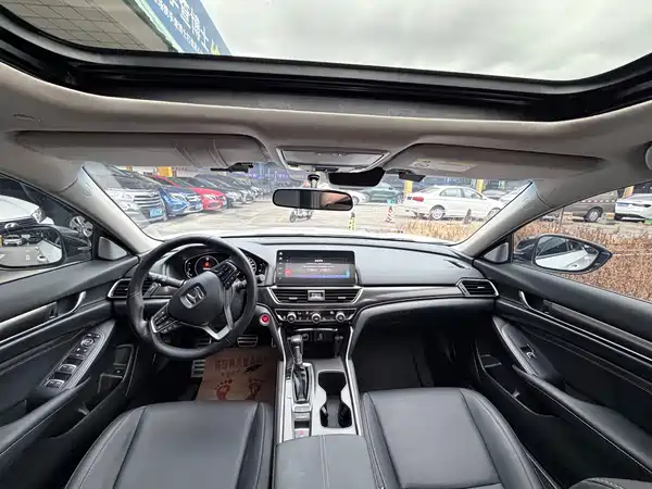 Honda Accord 2022