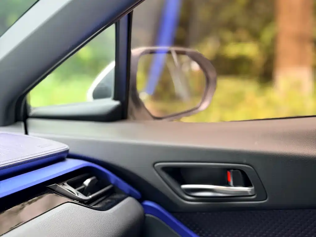 Toyota IZOA 2019 — фото 15