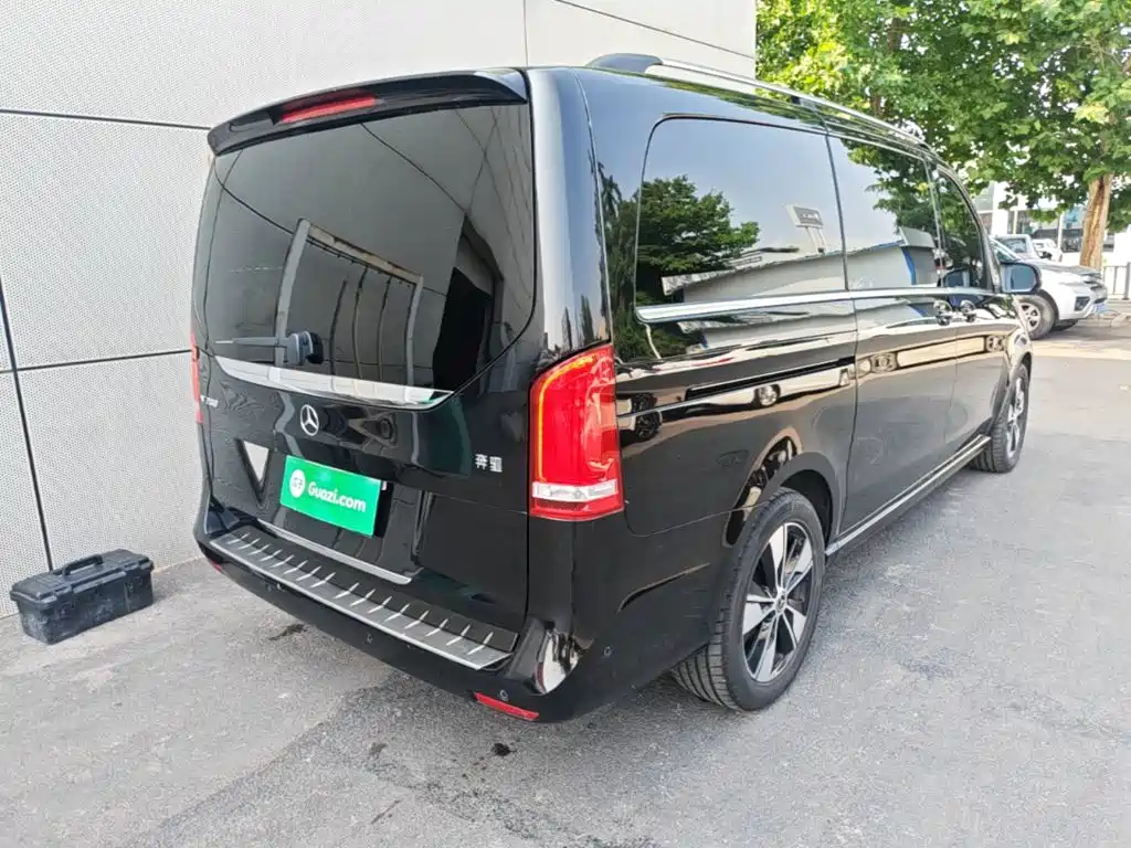 Mercedes-Benz V-Class 2022