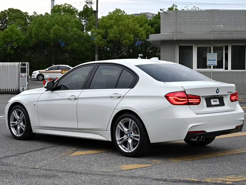 BMW 3 Series 2017