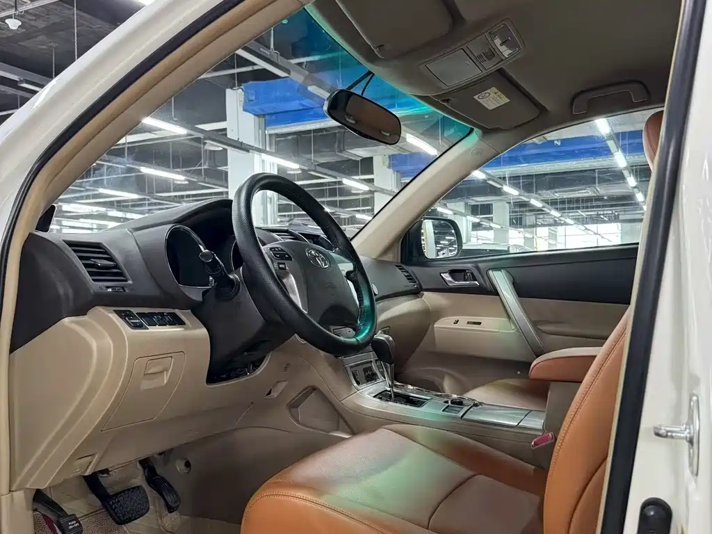 Toyota Highlander 2013