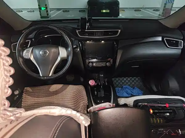 Nissan X-Trail 2015