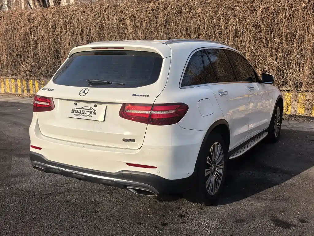 Mercedes-Benz GLC 2016 — фото 8