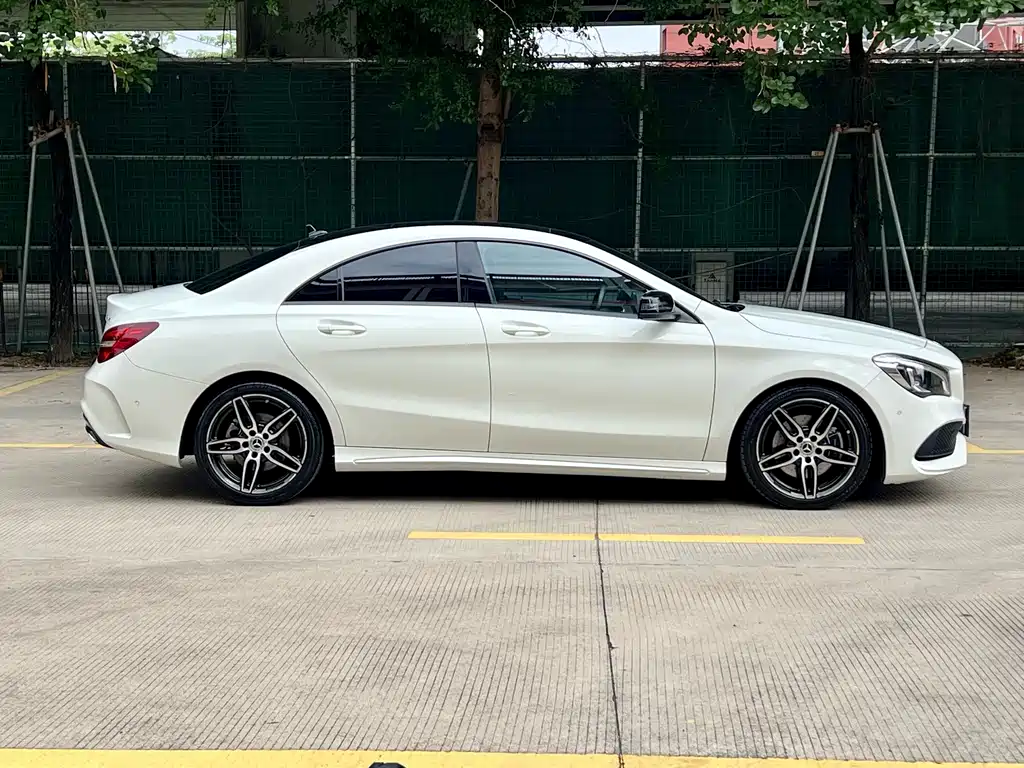 Mercedes-Benz CLA 2018