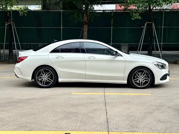 Mercedes-Benz CLA 2018