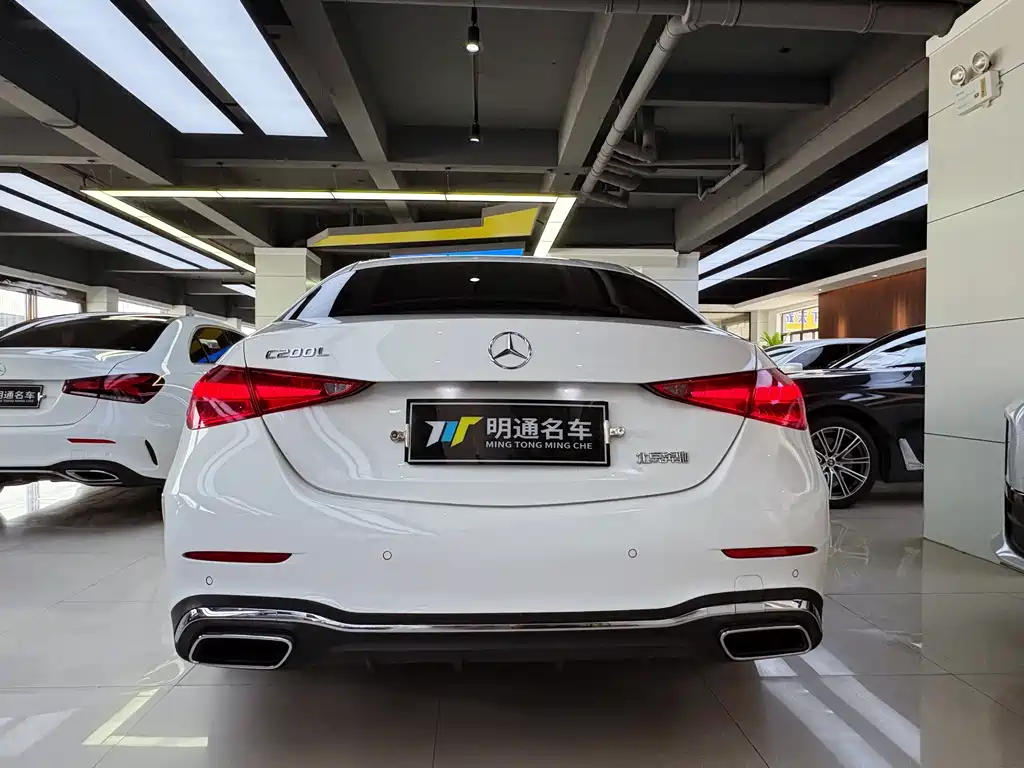 Mercedes-Benz C-Class 2023 — фото 4