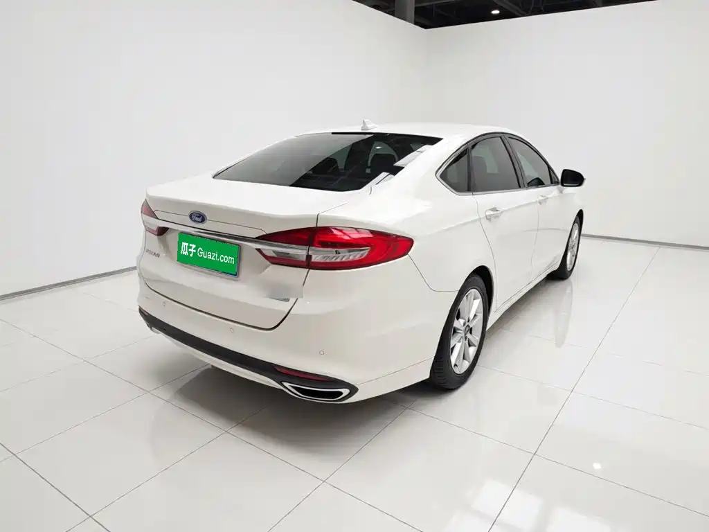 Ford Mondeo 2017 — фото 6