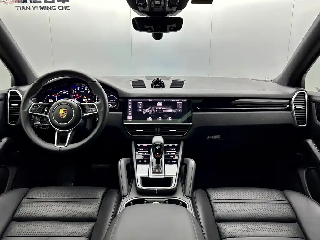 Porsche Cayenne 2020 — фото 15