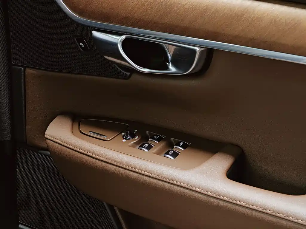 Volvo S90 2023 — фото 20